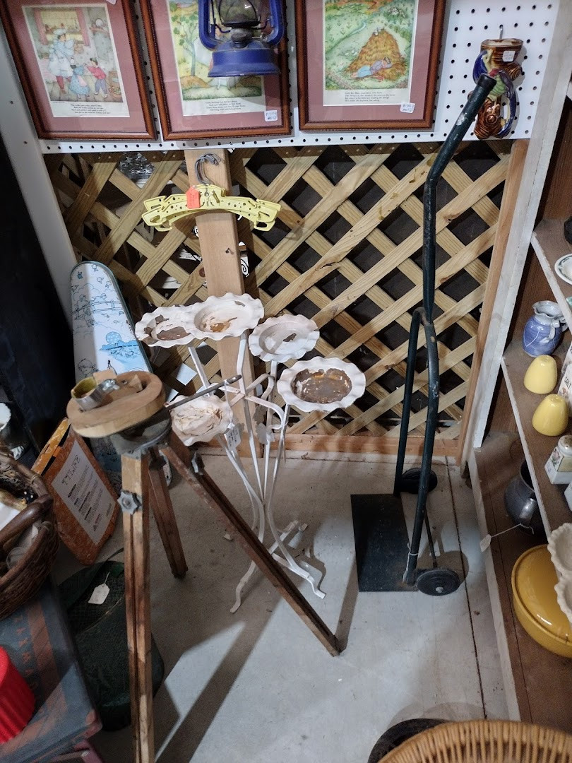 Tontitown Flea Market &amp; Antique Mall