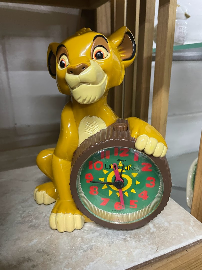 R &amp; R Bargain Center-Flea Market