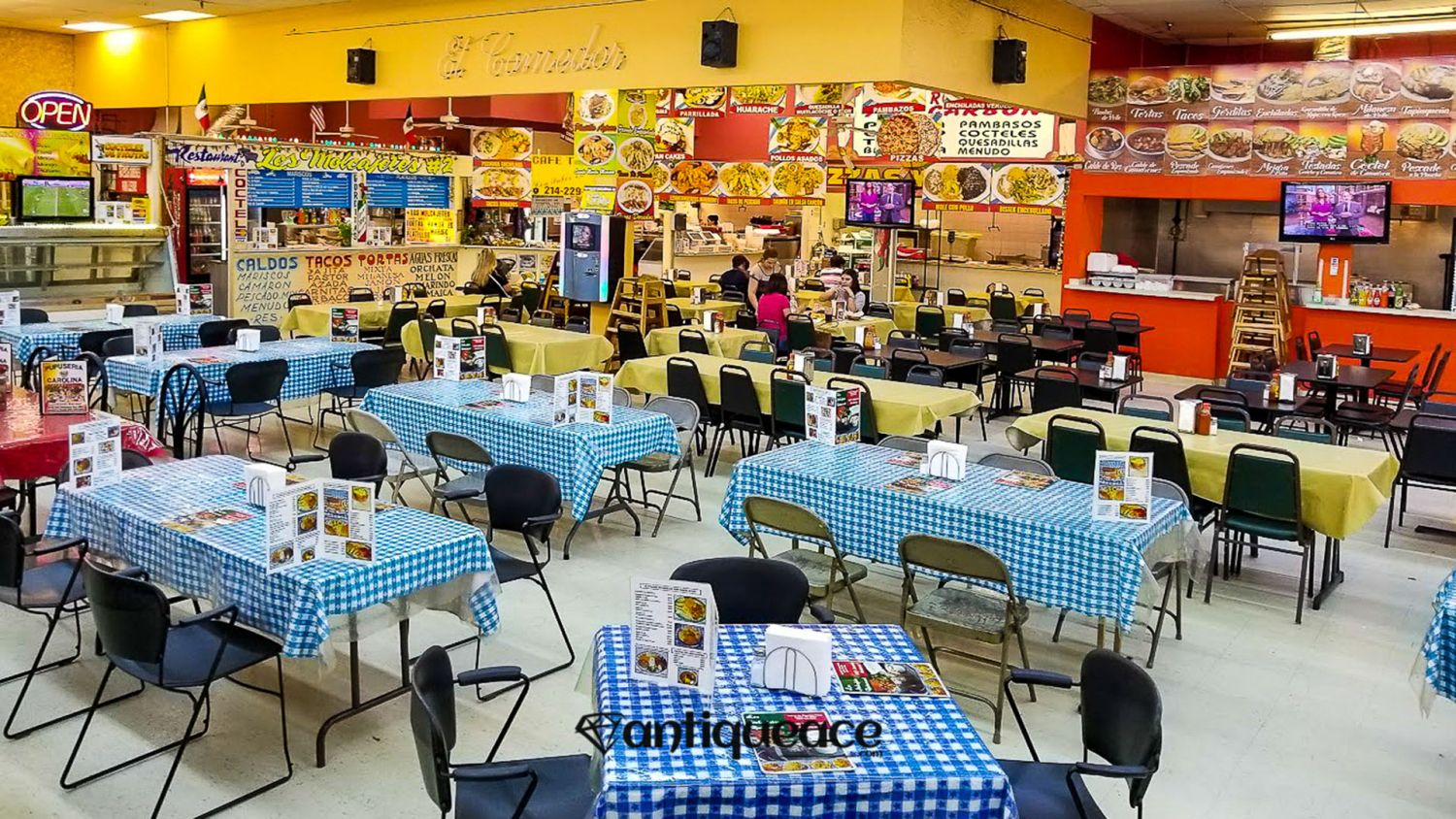 Garibaldi Bazaar: Where Dallas Shopping Meets Culture
