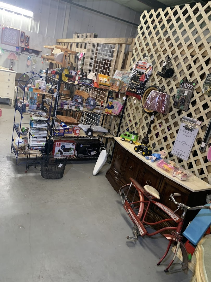 Tin Roof Flea Market
