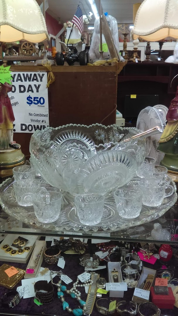 Ogles Flea Market