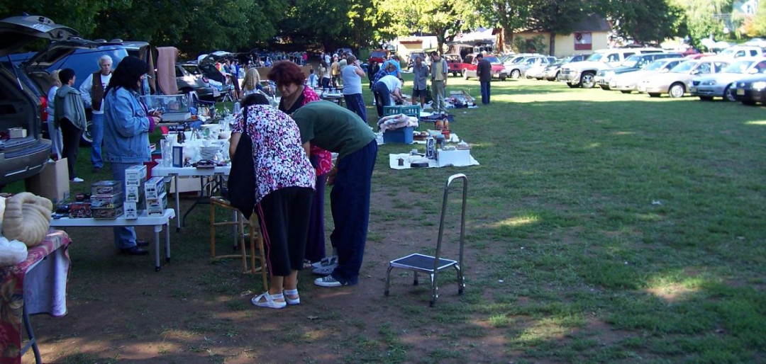 Neshanic Flea Market