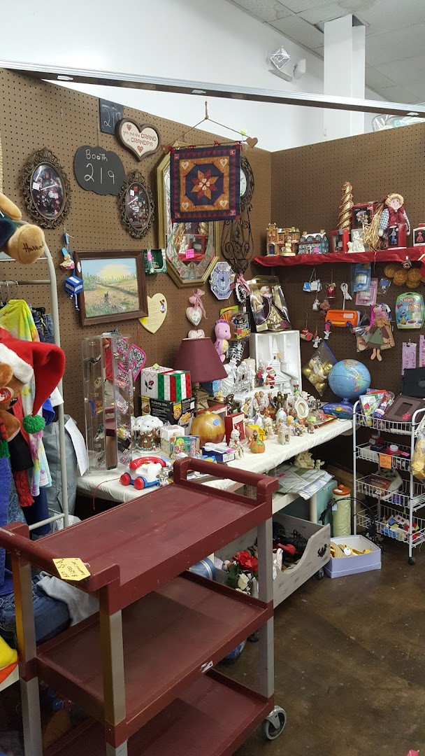 Finders Keepers Vendor Outlet Mall