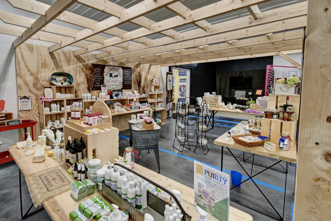 Walnut Creek Amish Flea Market