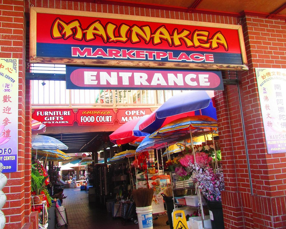 Maunakea Market Place