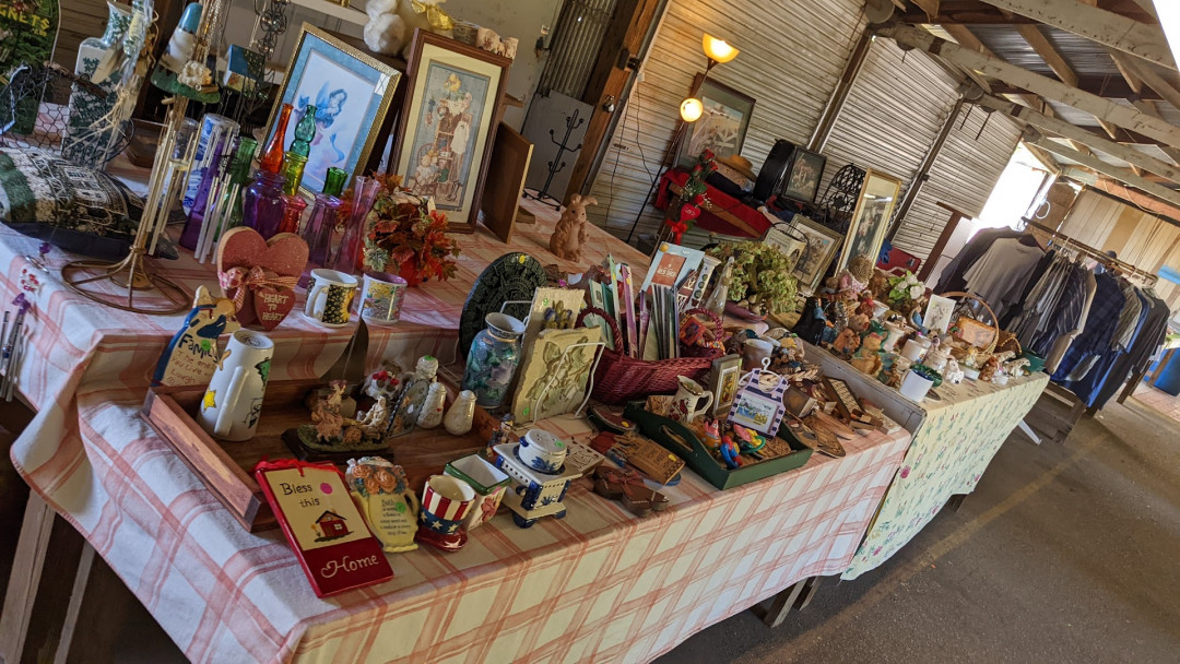 Greenwood Flea Market &amp; Jockey Lot