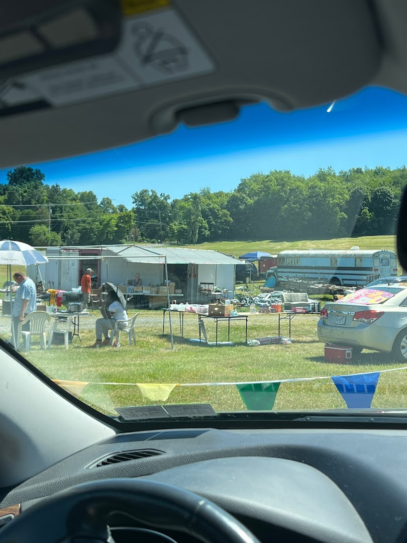 Spotlight 88 Flea Market