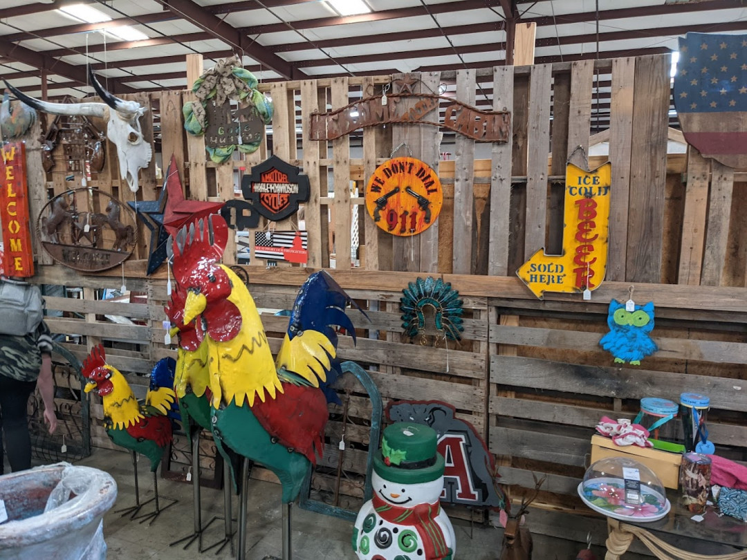 Hwy 15 Flea Market