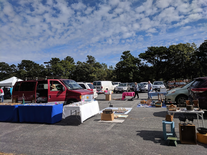 Wellfleet Flea Market