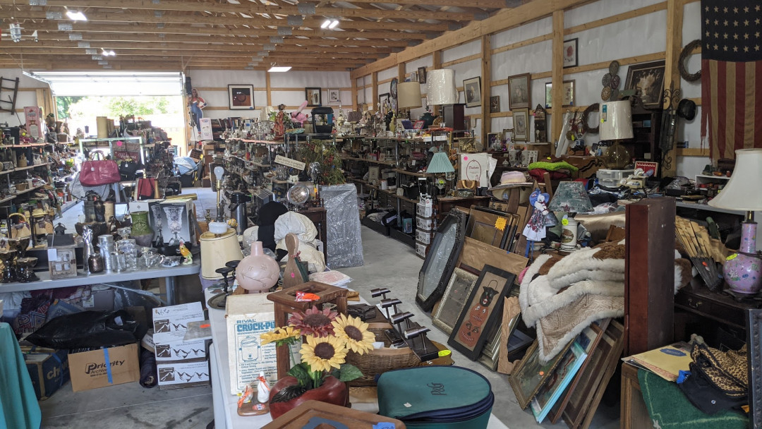 East Coast Auctions &amp; Flea Market