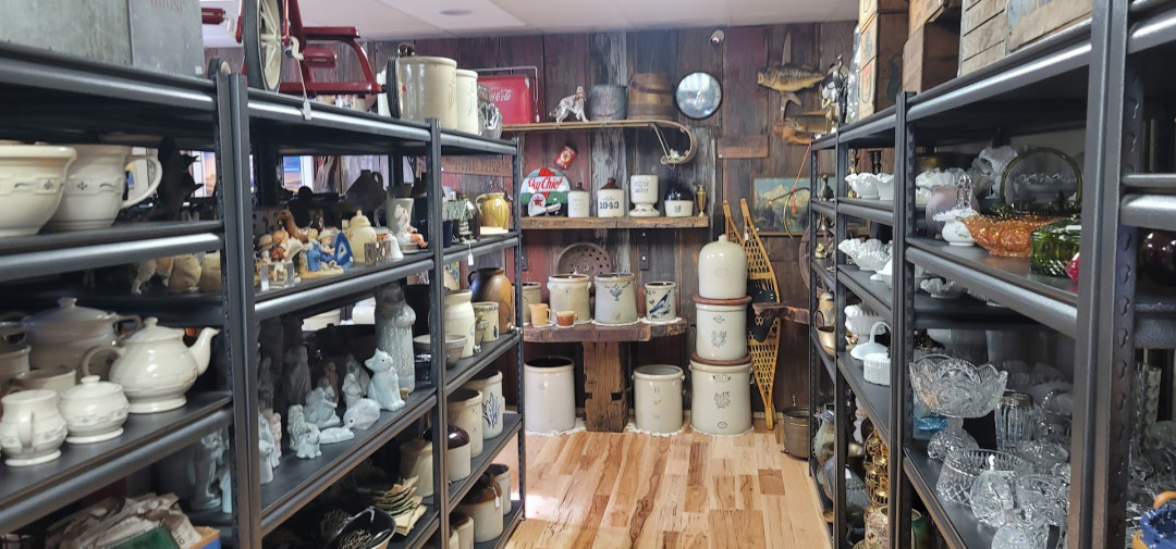Thrifty Flea Market