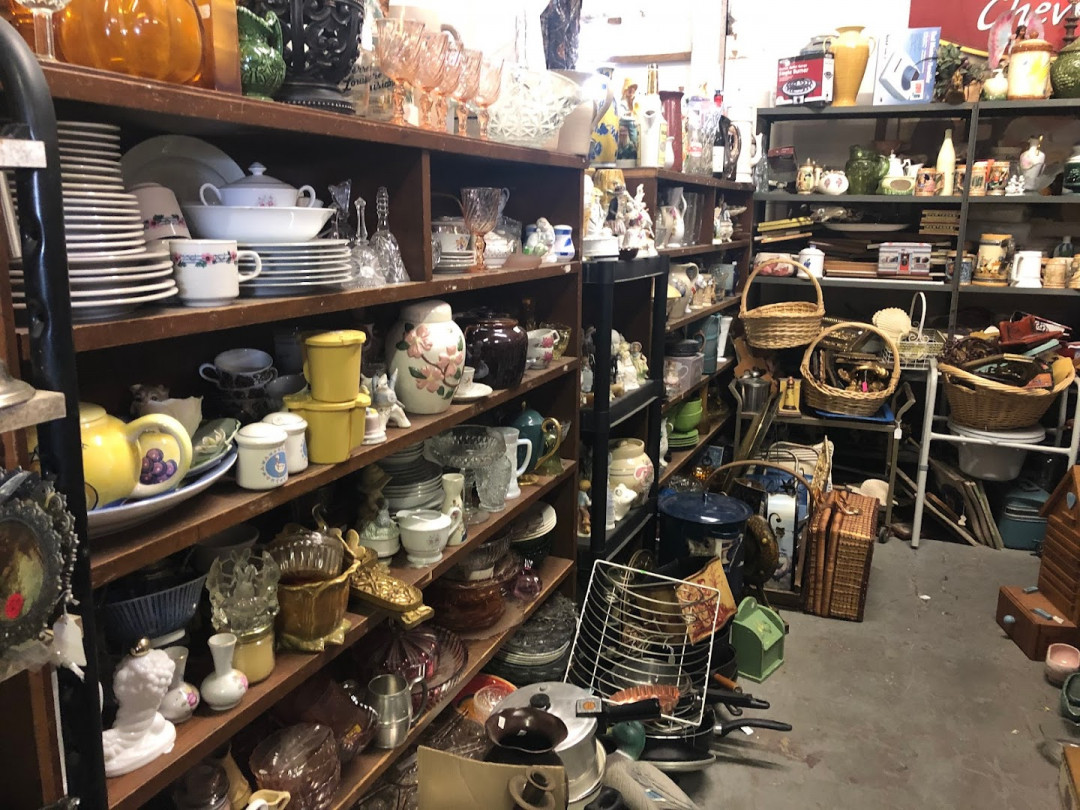 Family &amp; Friends Flea Market