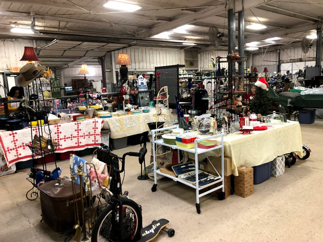 Colonel Dick's Flea Market