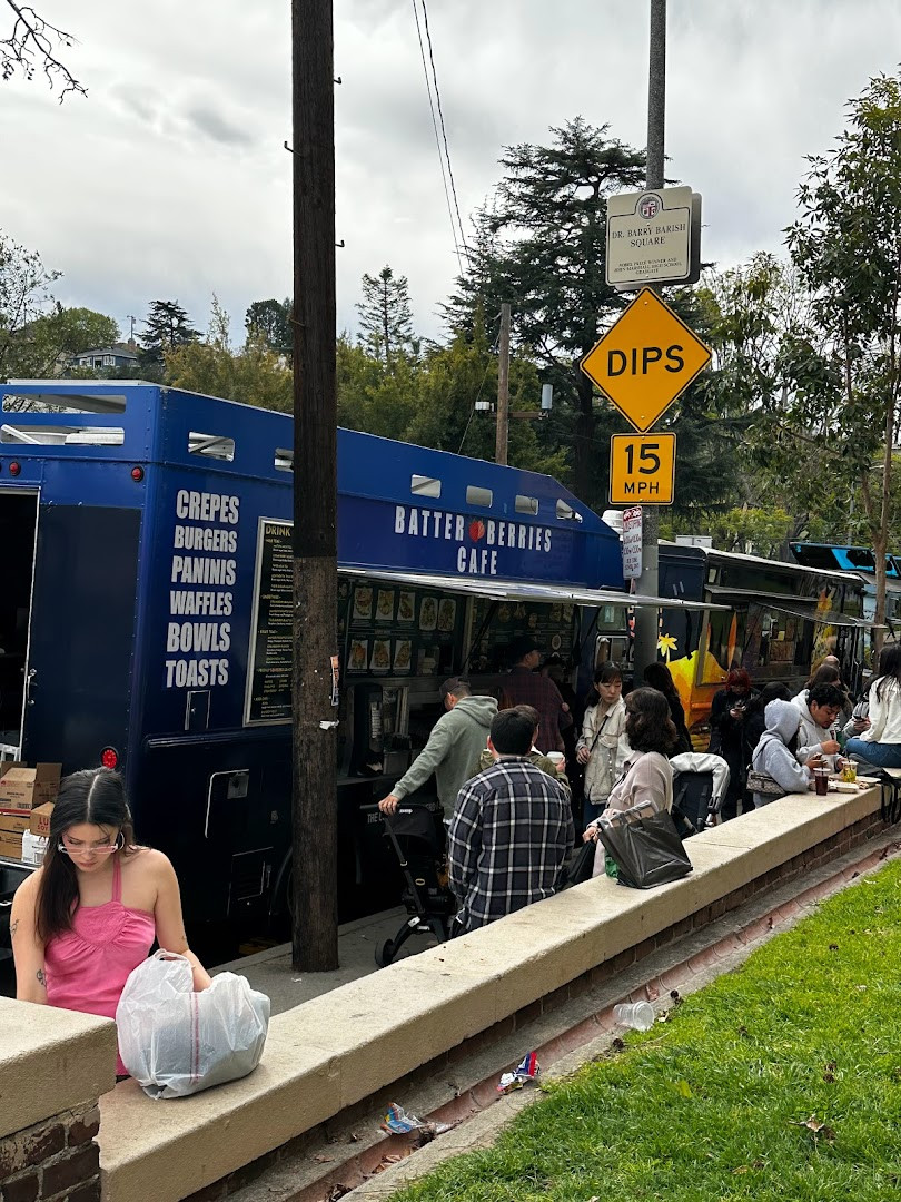 Los Feliz Flea