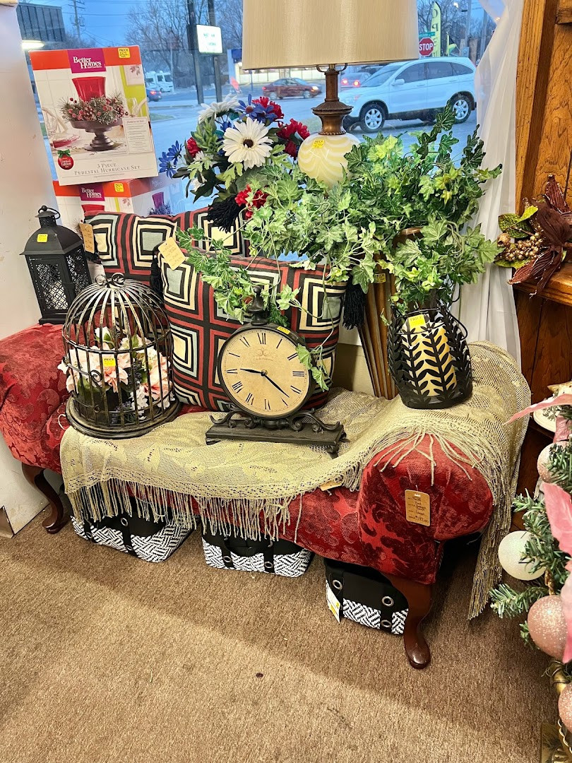Allure Flea Market