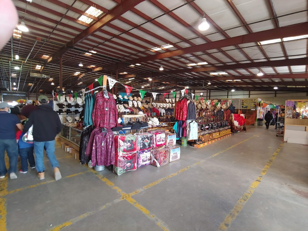 Brightleaf Flea Market