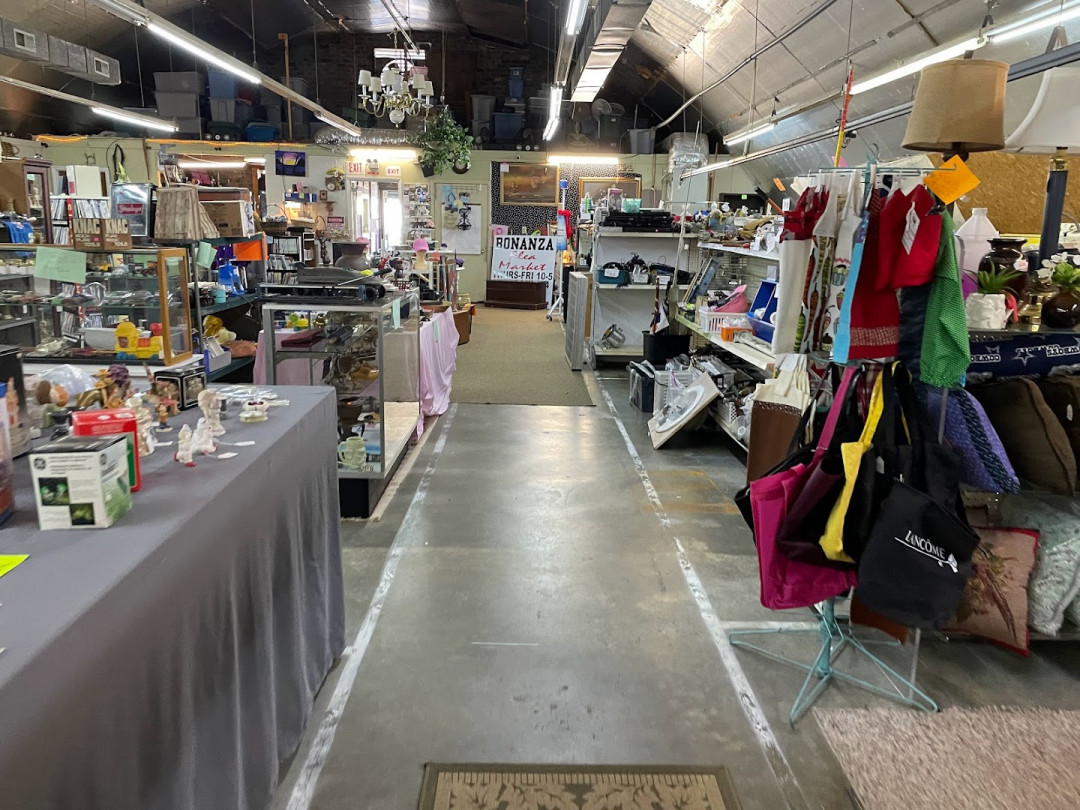 Bonanza Flea Market