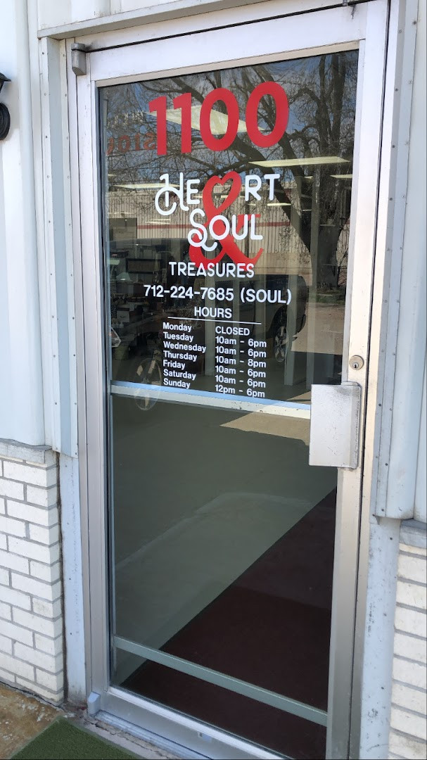 Heart &amp; Soul Treasures Flea Market