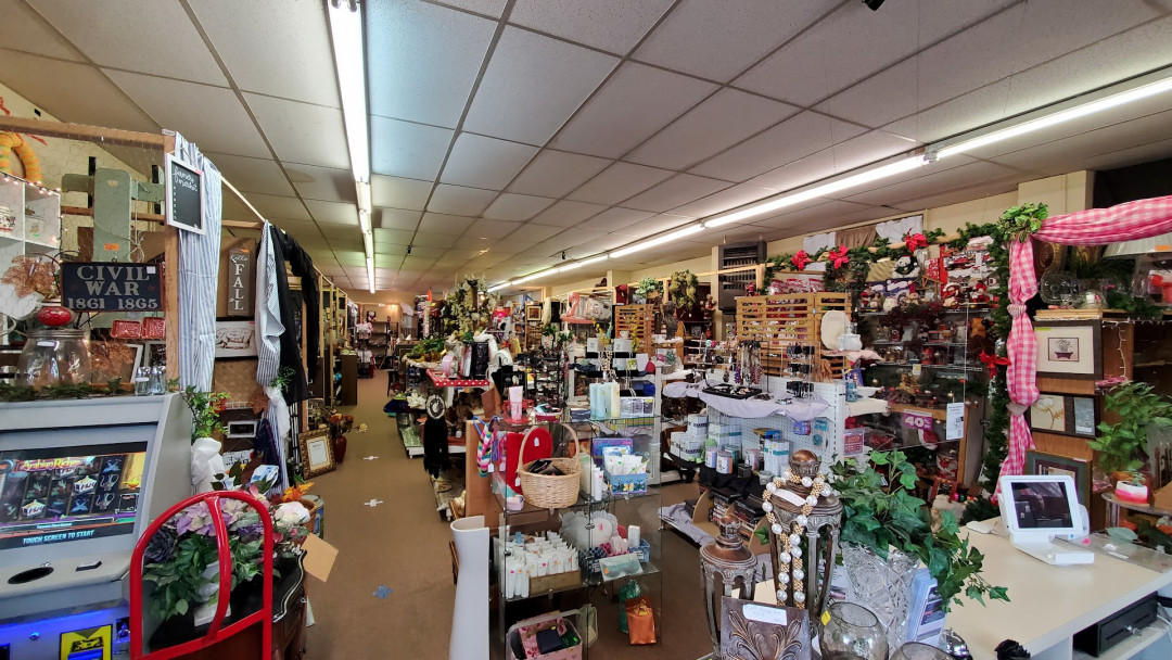 Allure Flea Market