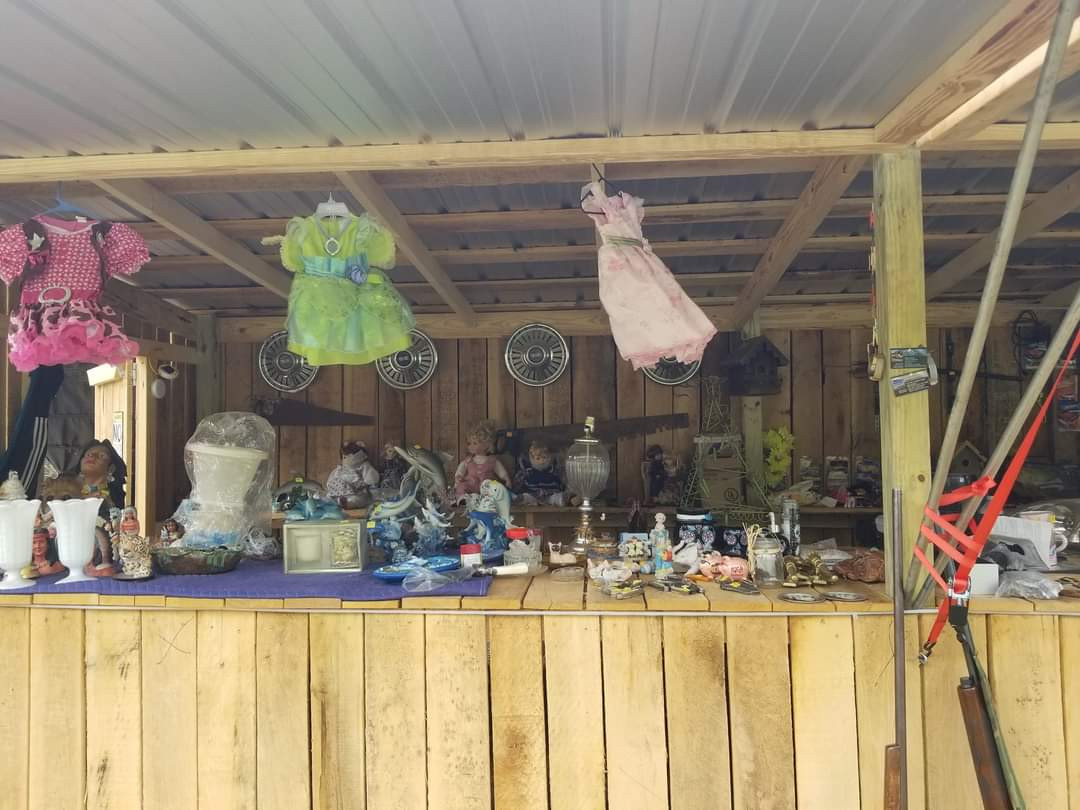 The Family Yardsale Lot