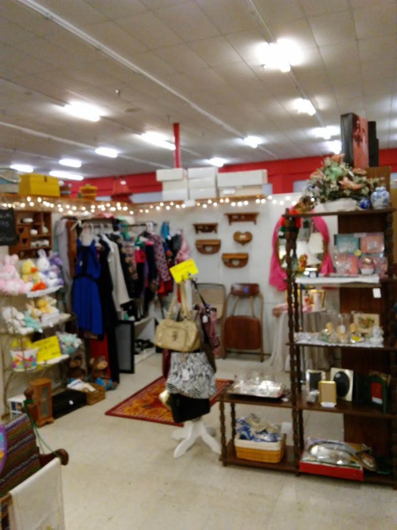 Trader Buck's Flea Markets
