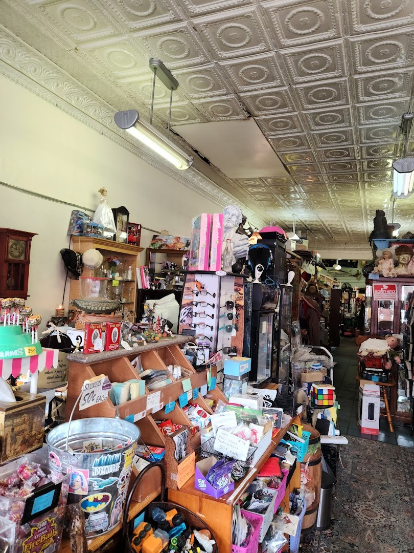 Golden Rose Flea Market