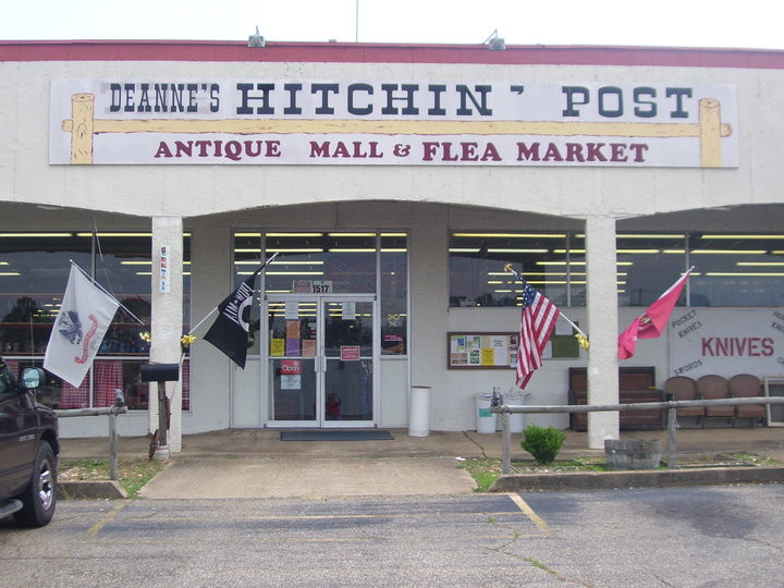 Deanne's Hitchin Post Deanne's Hitchin Post