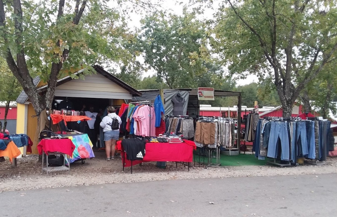J and J Flea Market