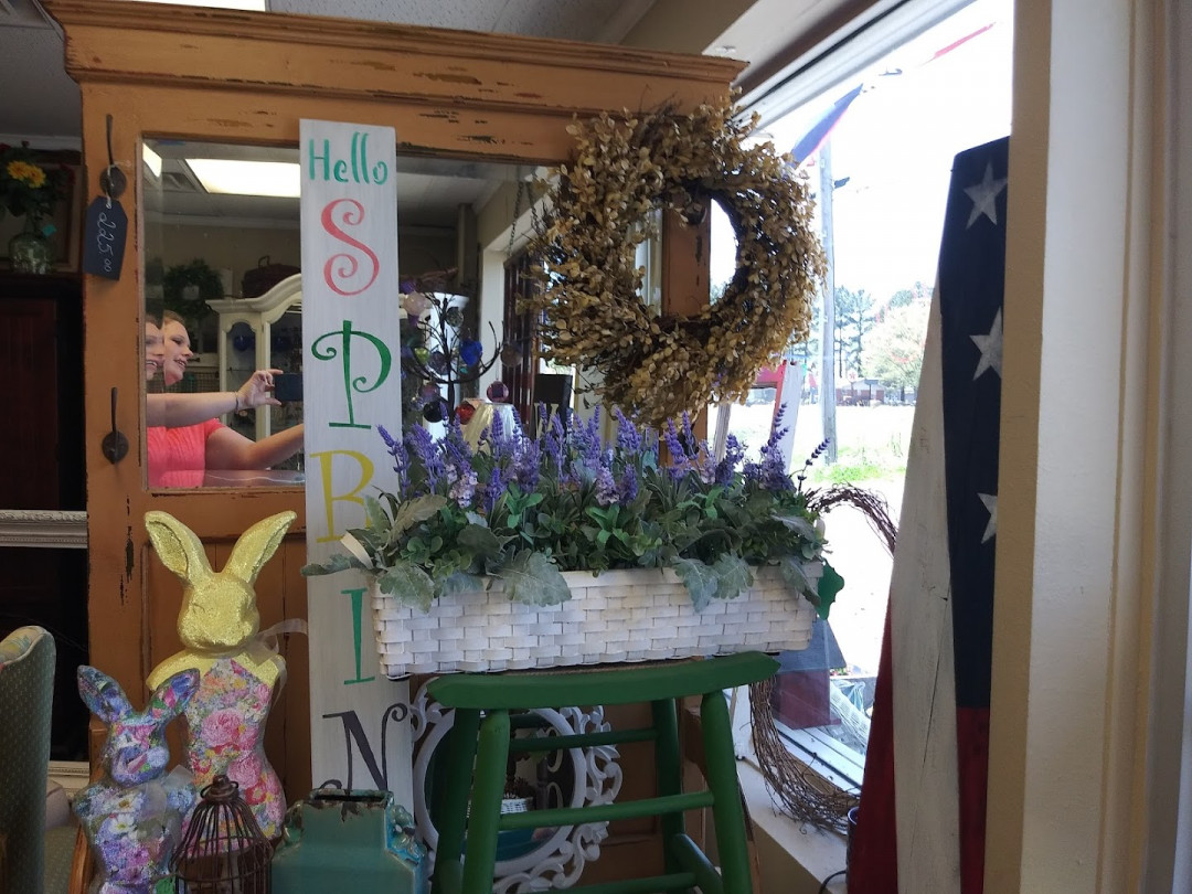 Mary's Nest Vintage Market and More
