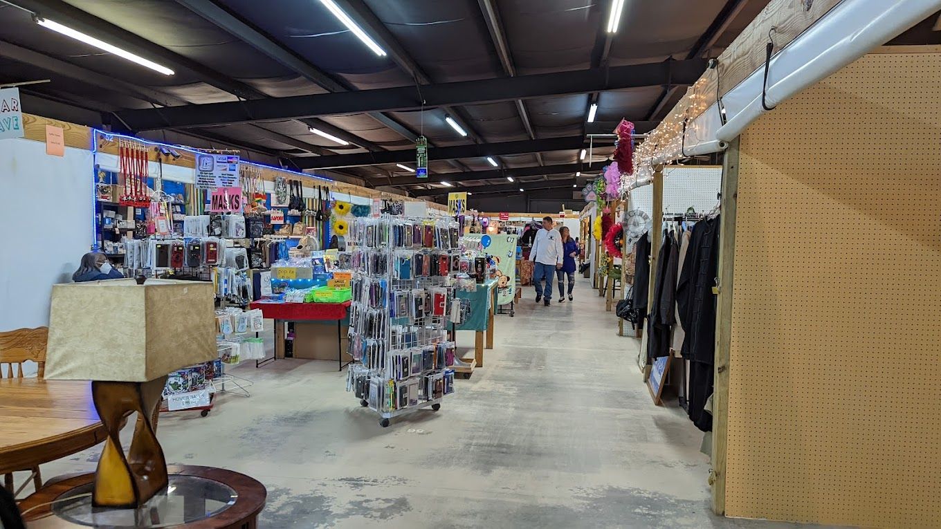 Tar River Flea Market