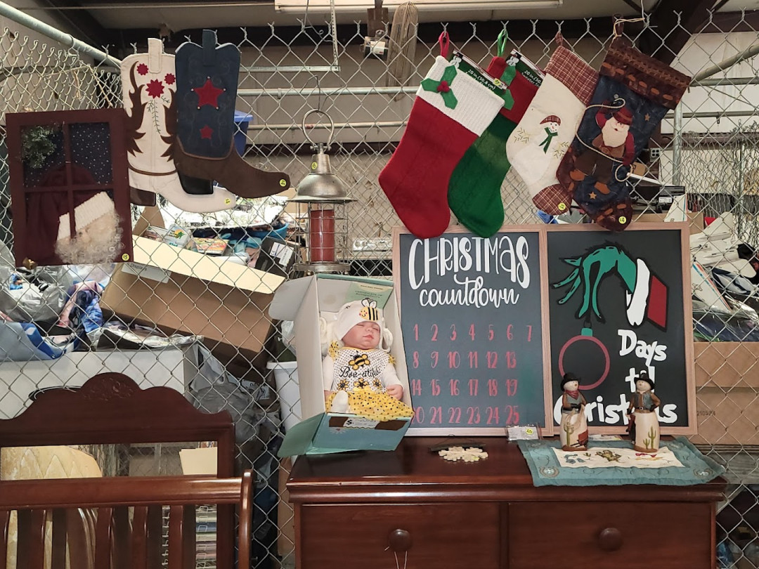 Hilltop Flea Market