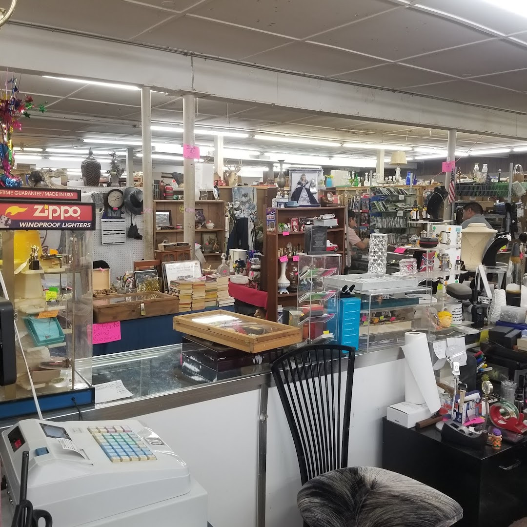 Fentress County Flea Market