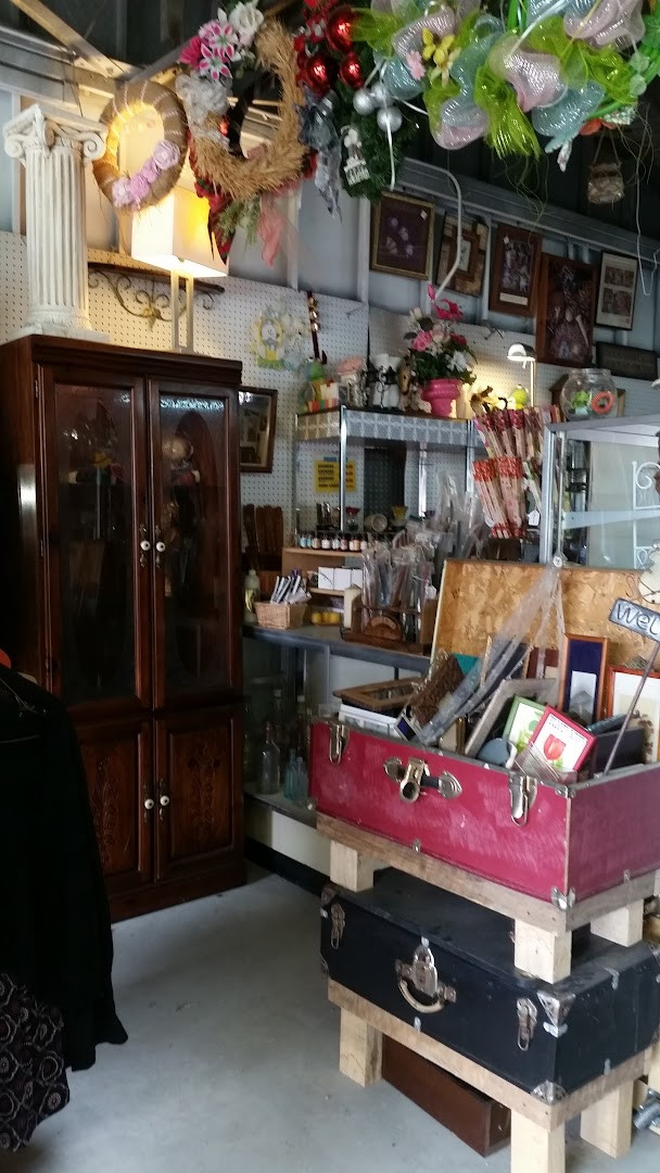 Alexandria Flea Market &amp; Storage