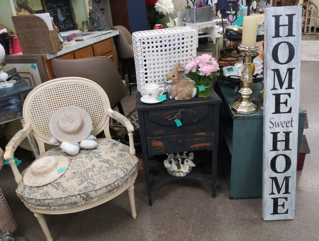 Mary's Nest Vintage Market and More