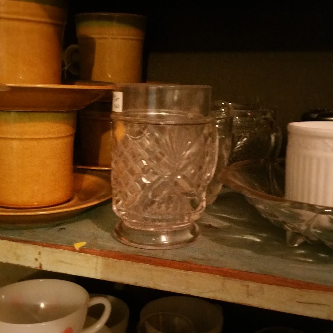 Fred's Bargain Barn &amp; Flea Market