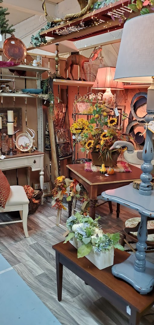 Ruby's Antiques and More