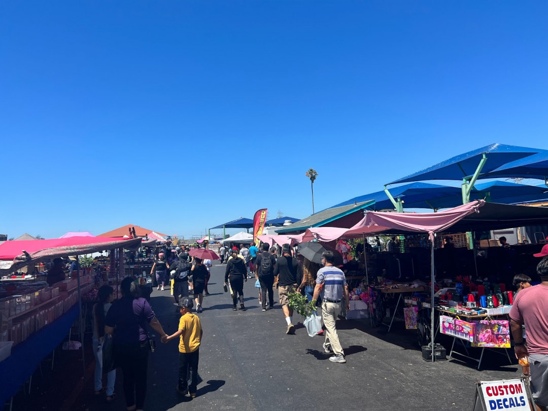 Coliseum Swap Meet