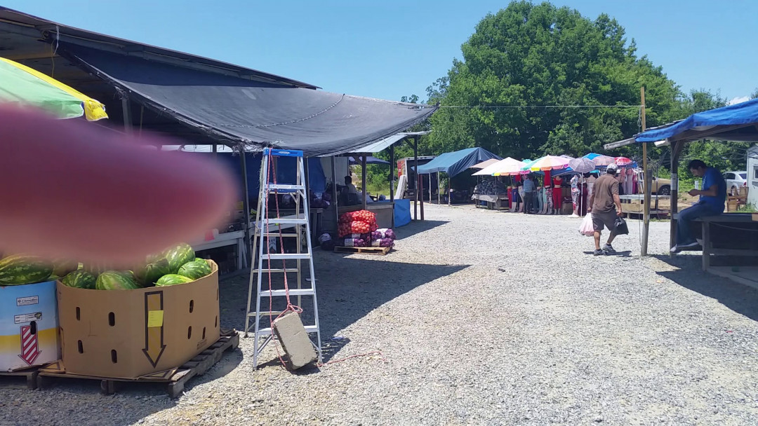 Eleven Acre Flea Market