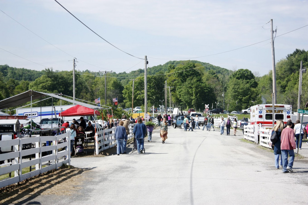 Rogers Flea Market &amp; Auctions