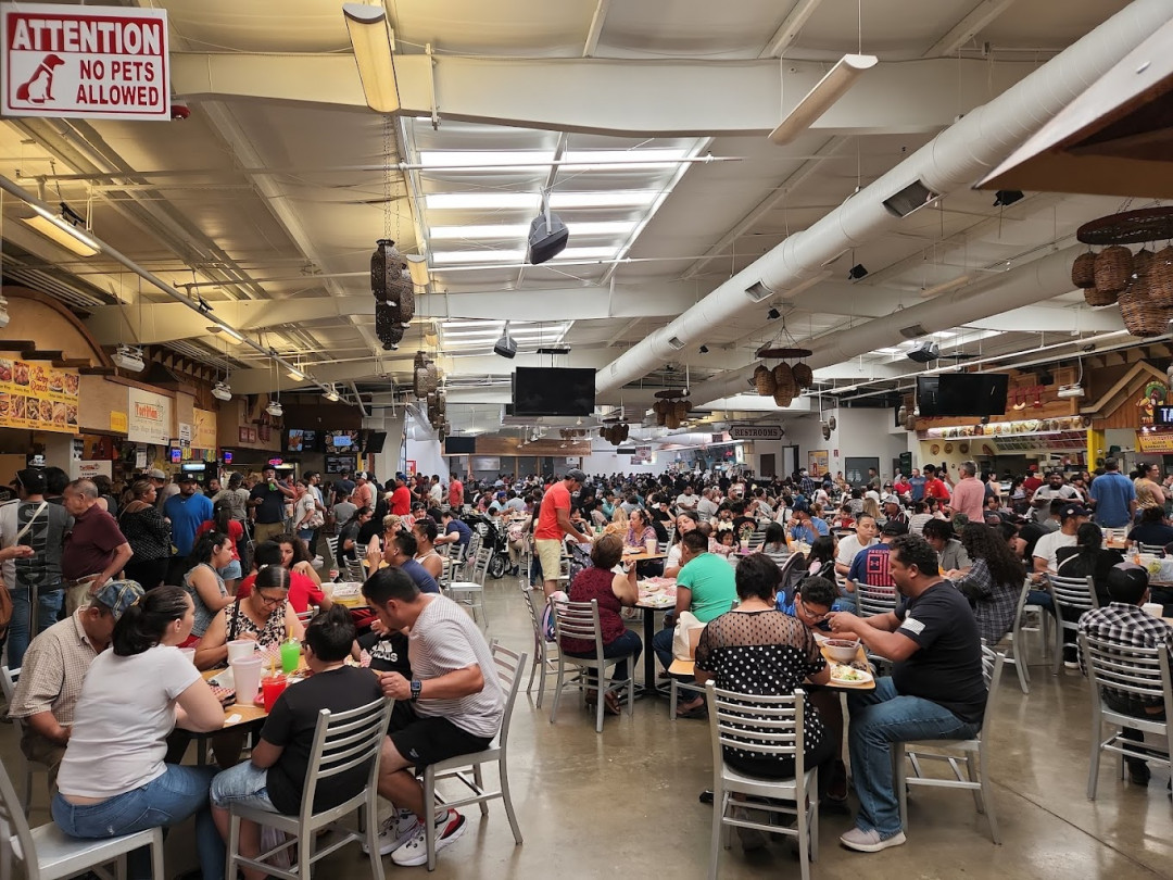 La Vaquita Flea Market