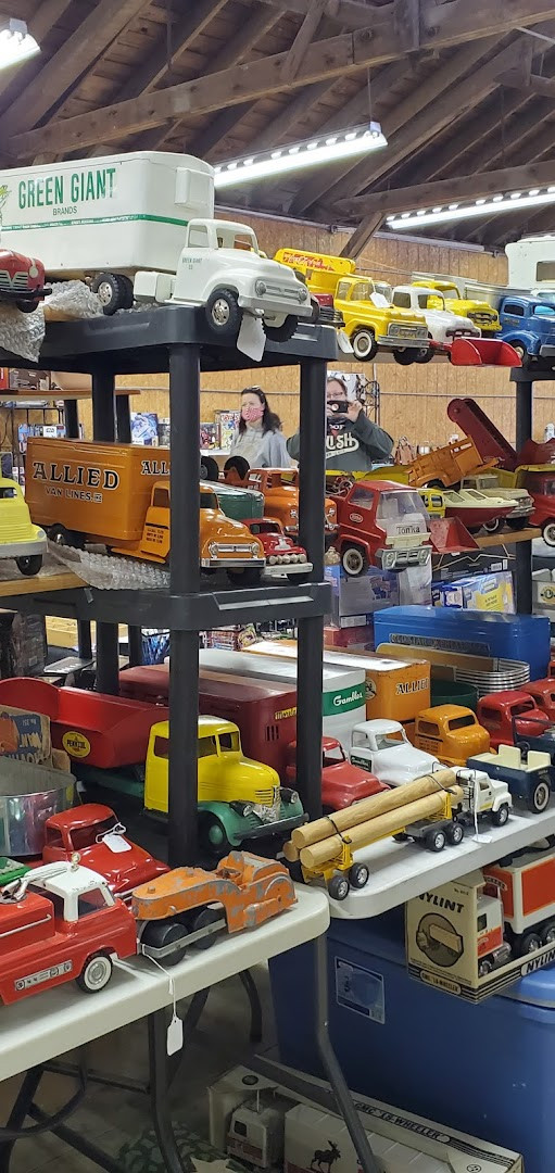 Tiffin Flea Market