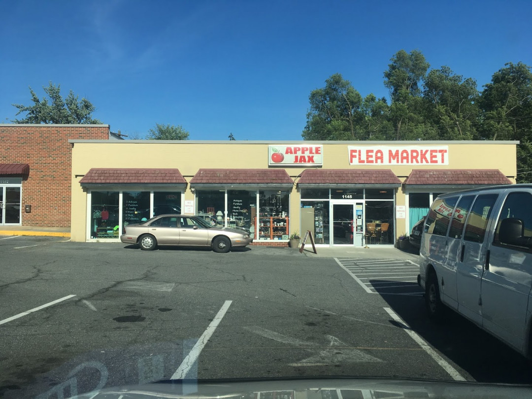 Apple Jax Resale