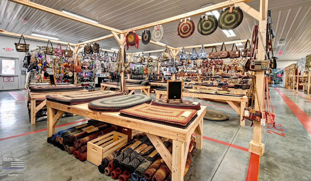 Walnut Creek Amish Flea Market