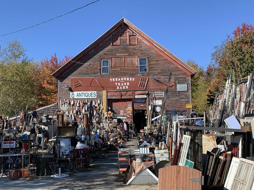 Treasures & Trash Barn Treasures & Trash Barn