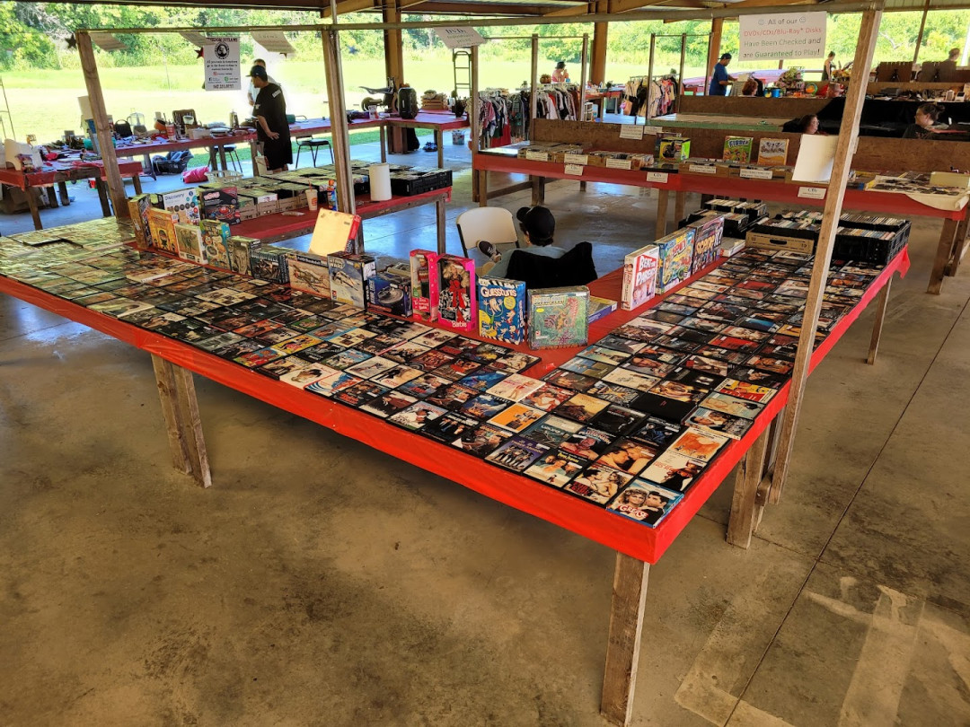 Treasure Hunt Flea Market on HWY 41-A