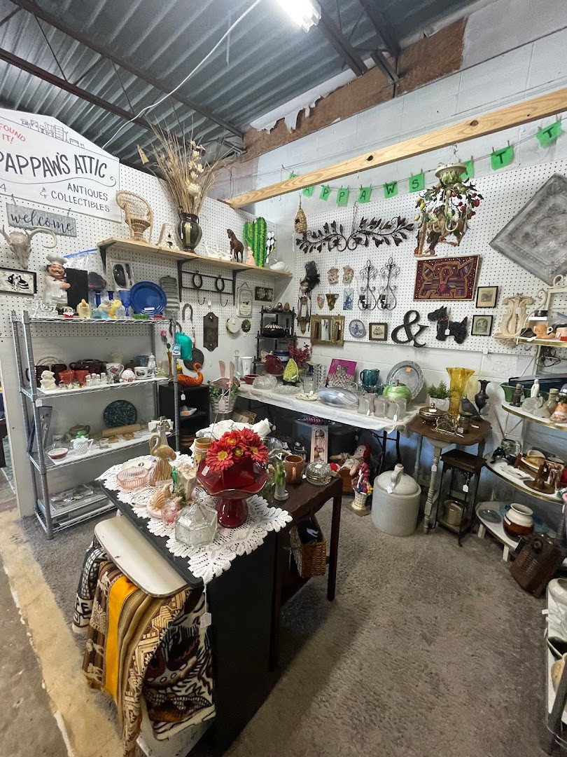 Airport Flea Market and Antiques