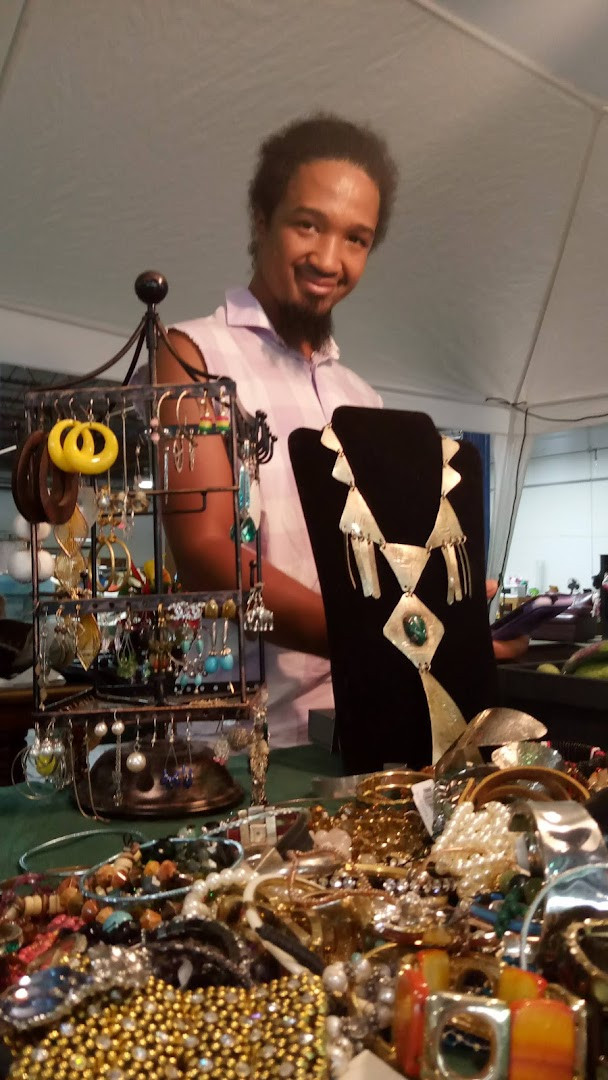 Stoney Creek Indoor Flea Market