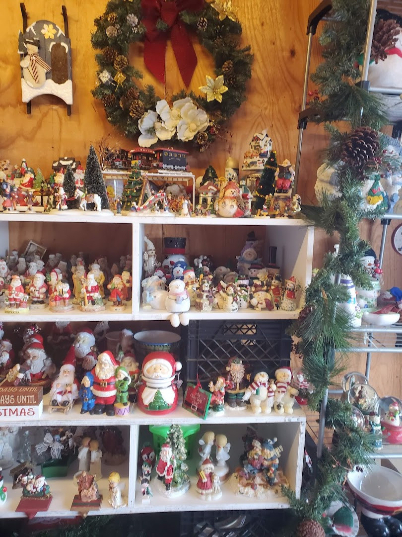Higgins Woodbury Flea Market