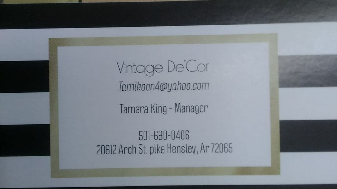Vintage De'Cor Too Flea Market Vintage De'Cor Too Flea Market