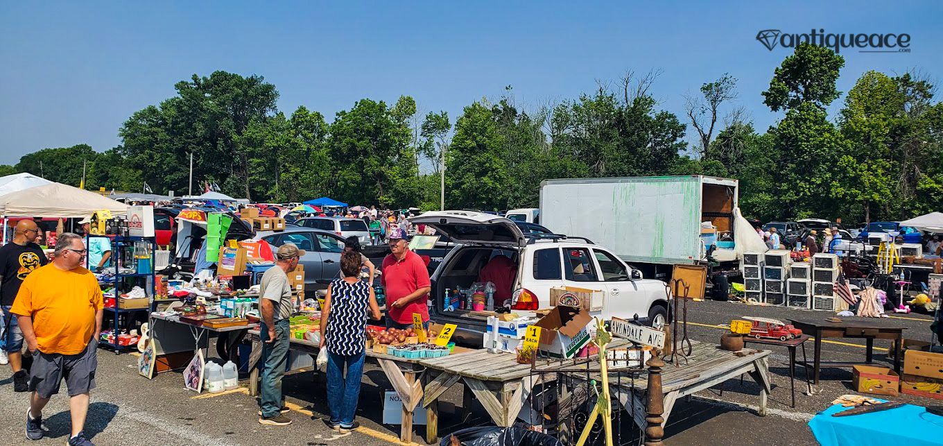 Columbus Flea Market